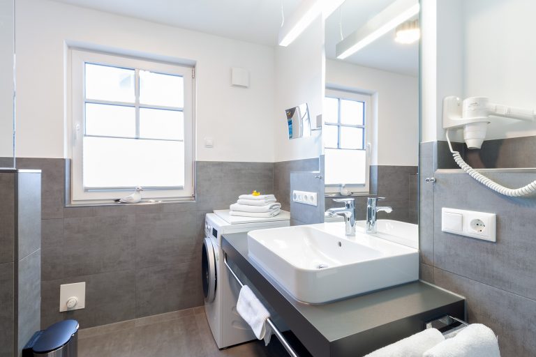 Apartmenent-Ferienwohnung-Zingst-Wohnen auf Zeit-buchen-Familie-Paare-hell-modern (12)